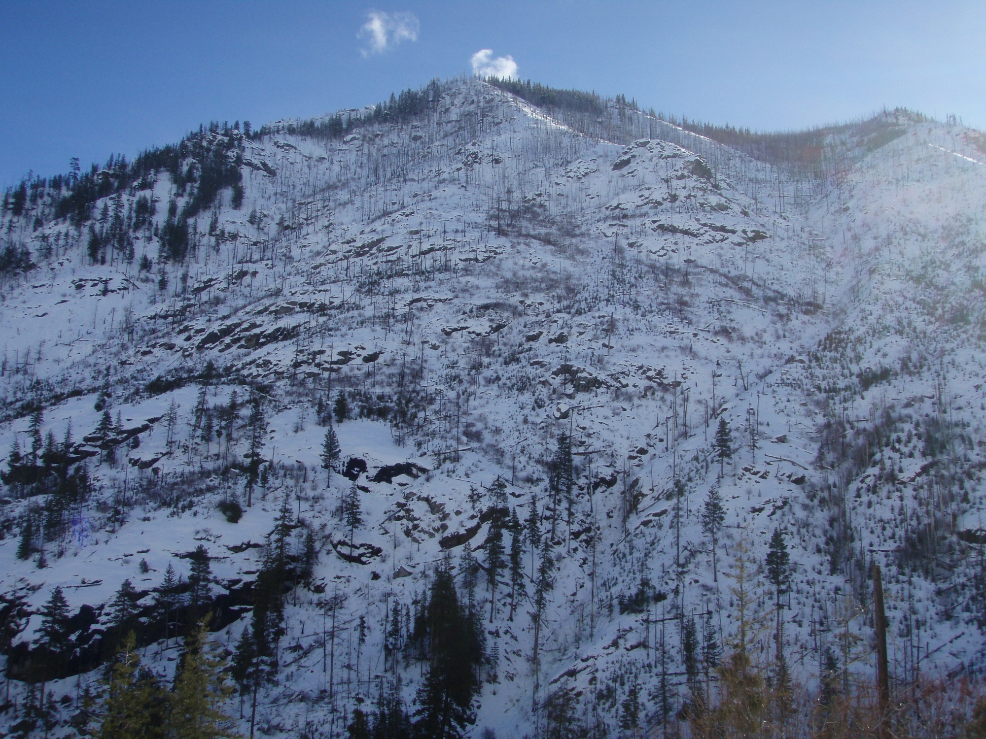 Winter Mountaineering Trip to the Enchantments in Washington State